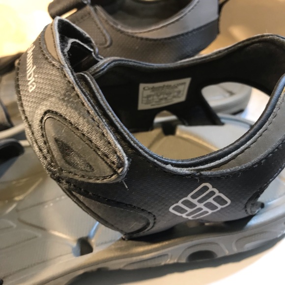 mens columbia sandals clearance
